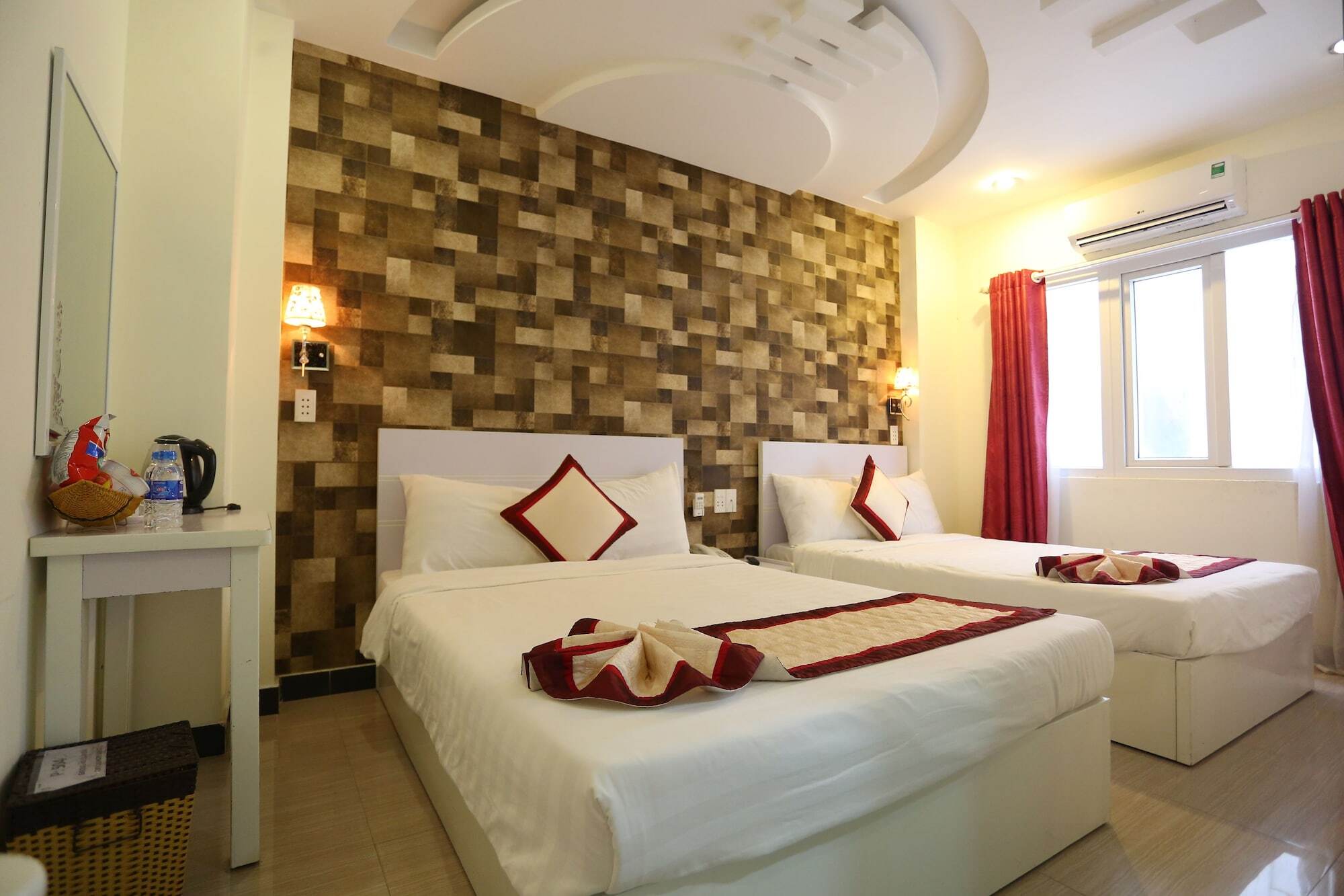 Minh Hoang Hy Hotel Дананг Екстериор снимка